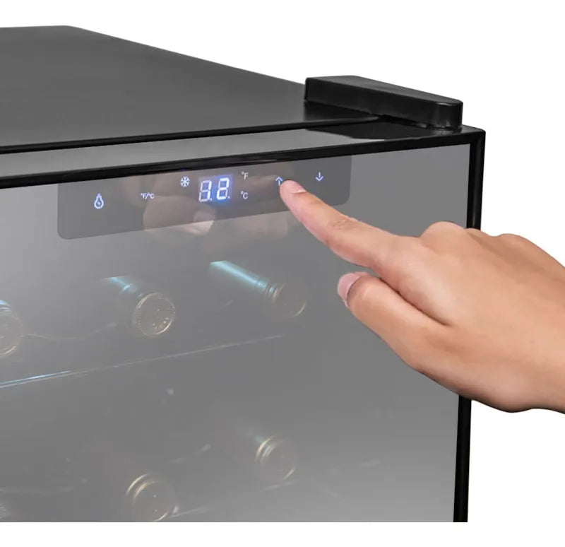 Adega Climatizada Cannes 18 Garrafas Suggar - AD1811PT